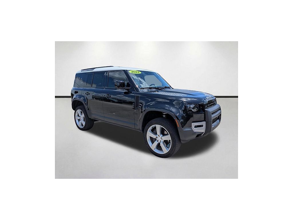 2023 Land Rover Defender 110 P400 SE