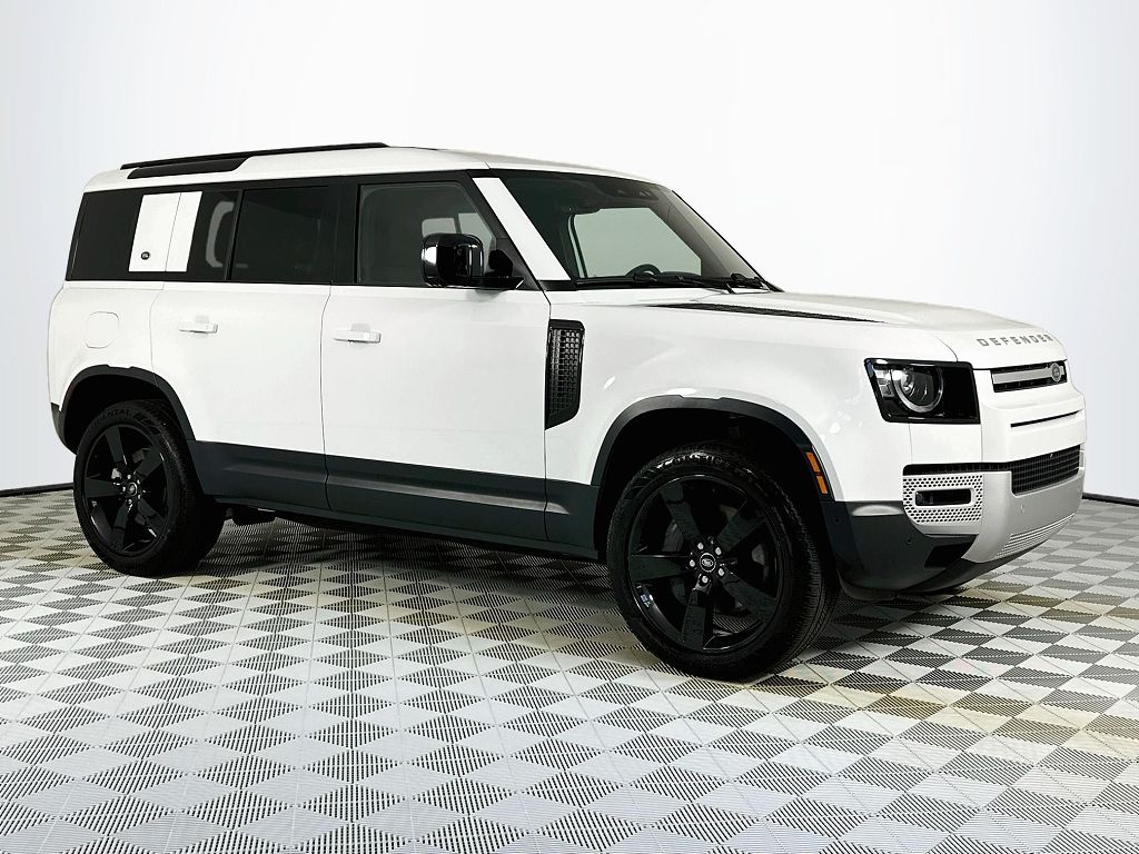 2023 Land Rover Defender 110 P400 SE
