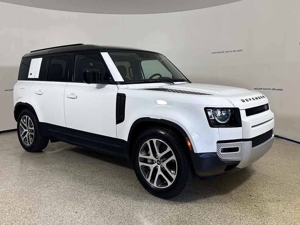 2020 Land Rover Defender 110 SE