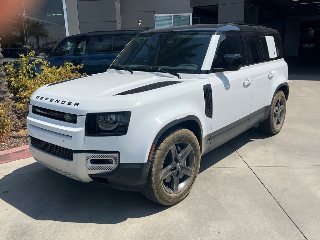 2022 Land Rover Defender 110 P400 SE