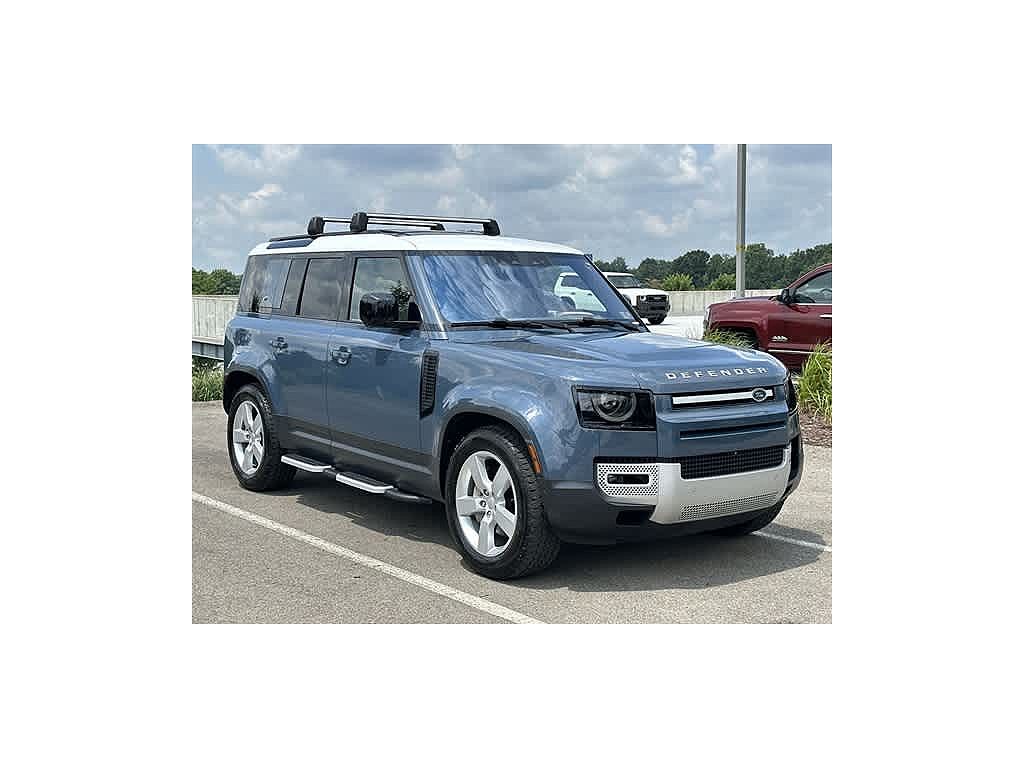 2022 Land Rover Defender 110 SE