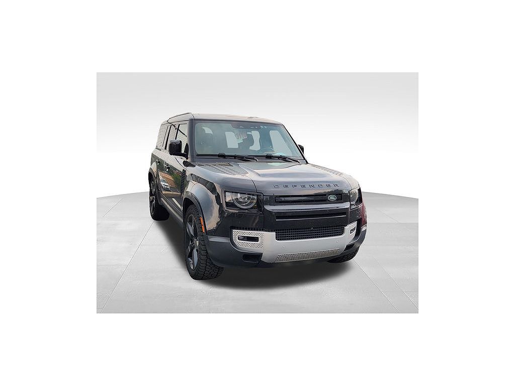 2023 Land Rover Defender 130 P400 SE