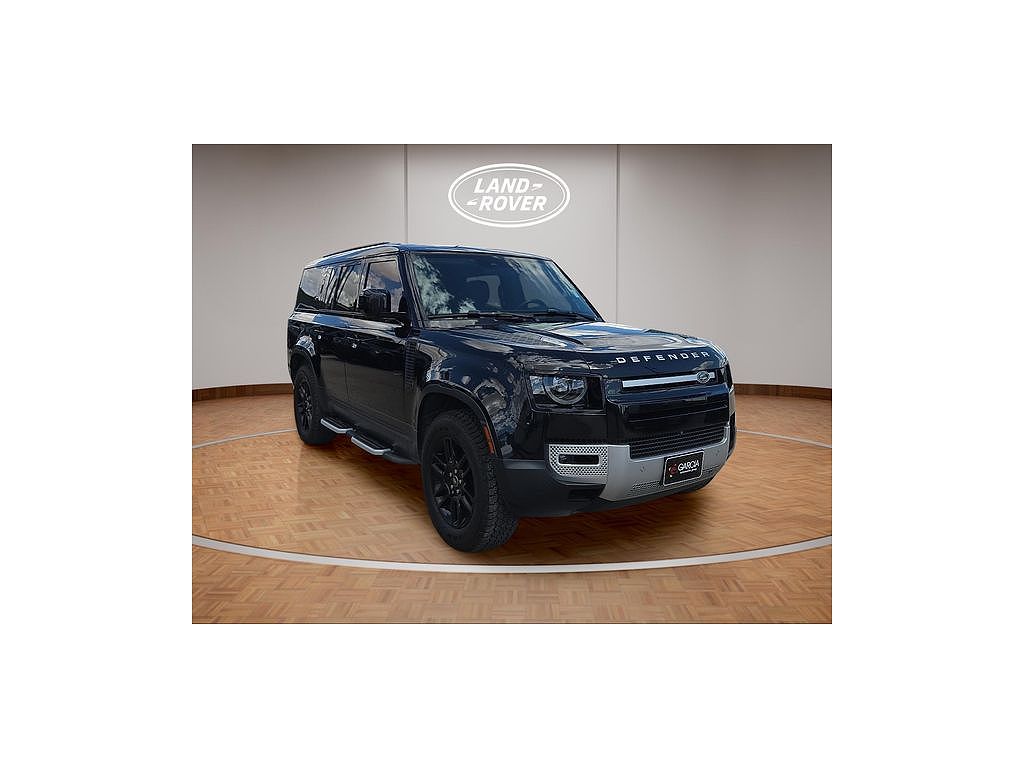 2023 Land Rover Defender 130 P400 SE