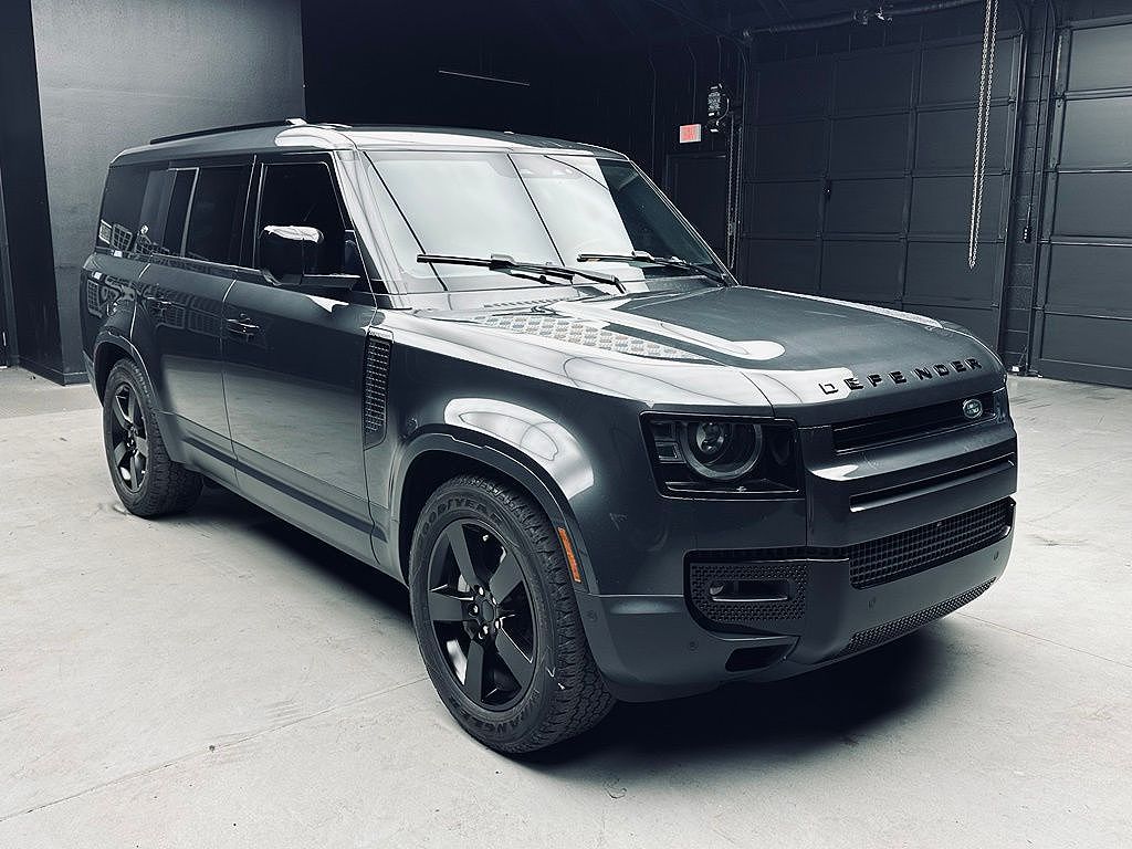 2023 Land Rover Defender 130 P400 First Edition