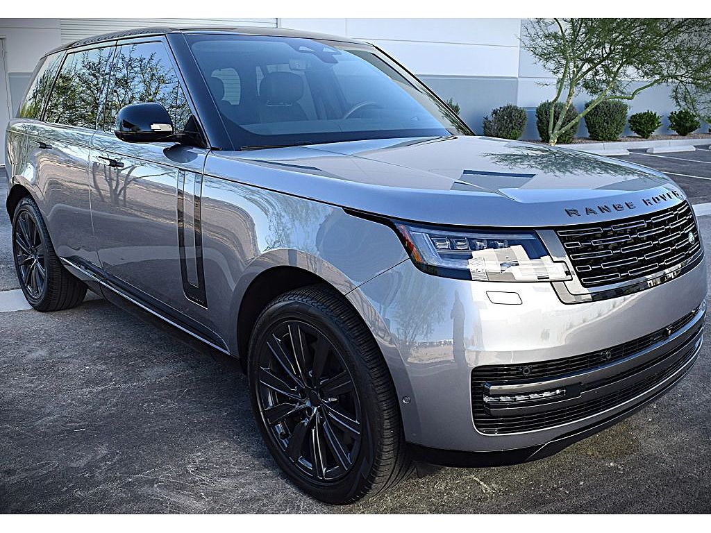 2025 Land Rover Range Rover P550e Autobiography