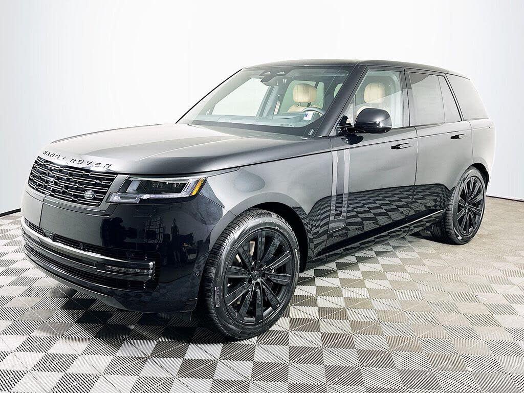 2026 Land Rover Range Rover P530 SE