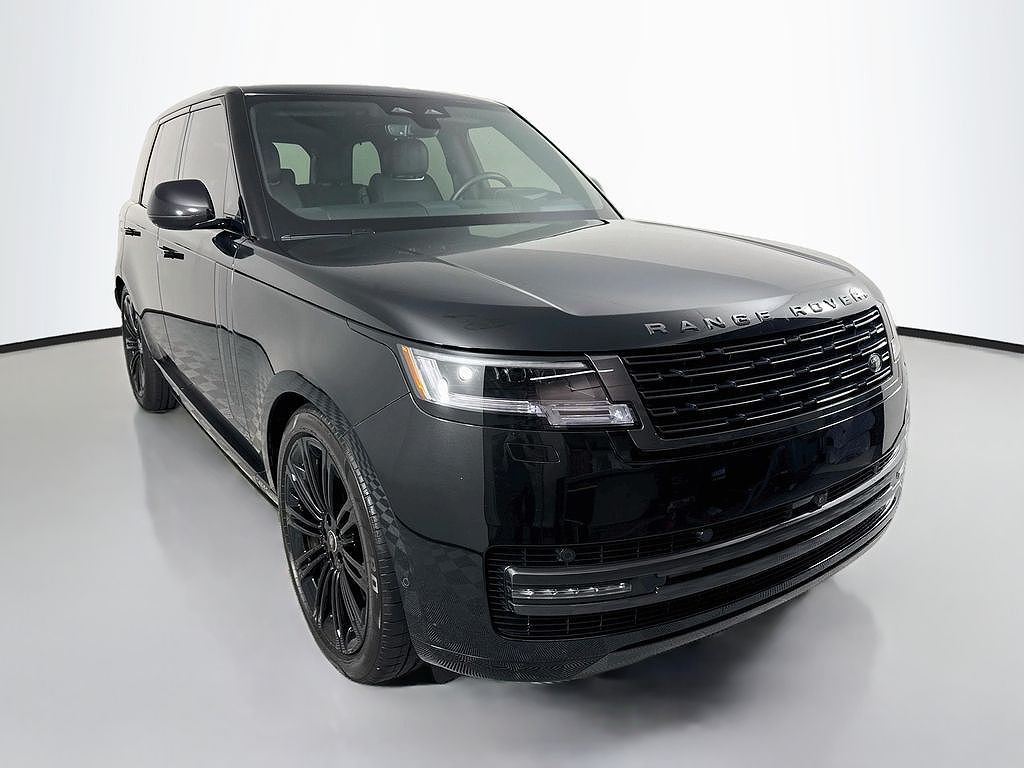 2025 Land Rover Range Rover P530 SE