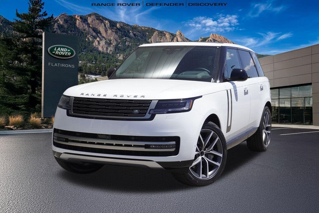 2026 Land Rover Range Rover P530 SE