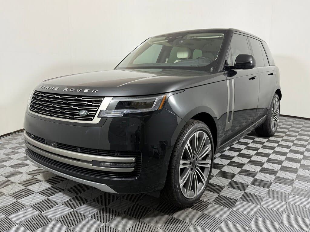 2026 Land Rover Range Rover P530 SE