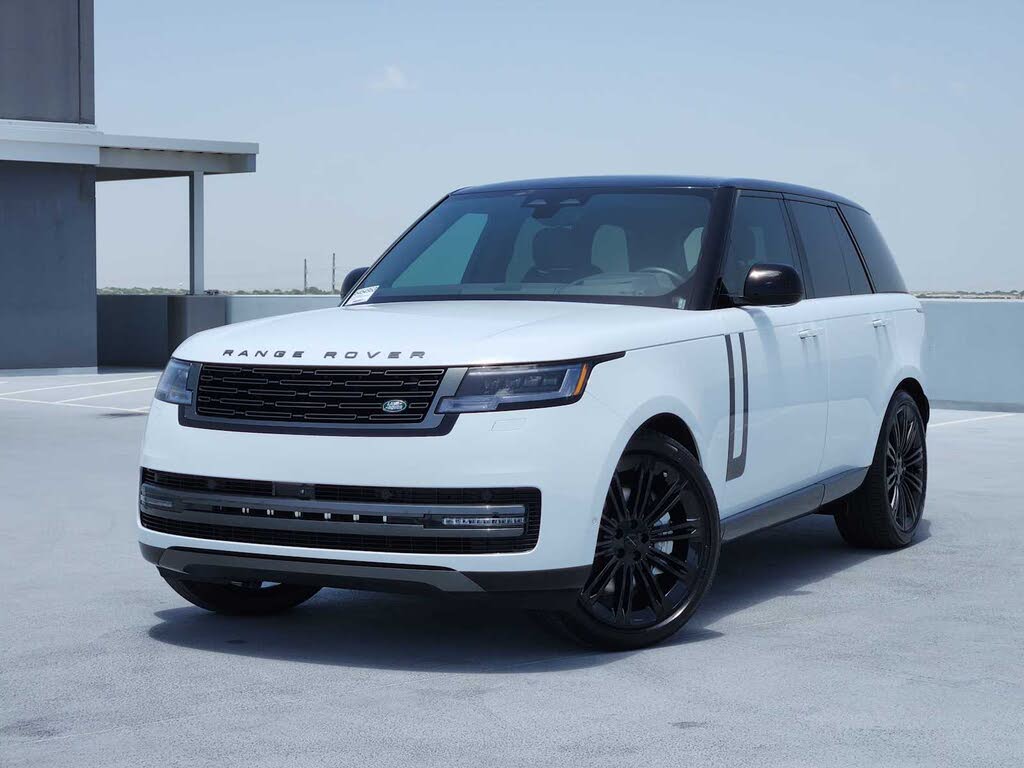 2026 Land Rover Range Rover P530 SE