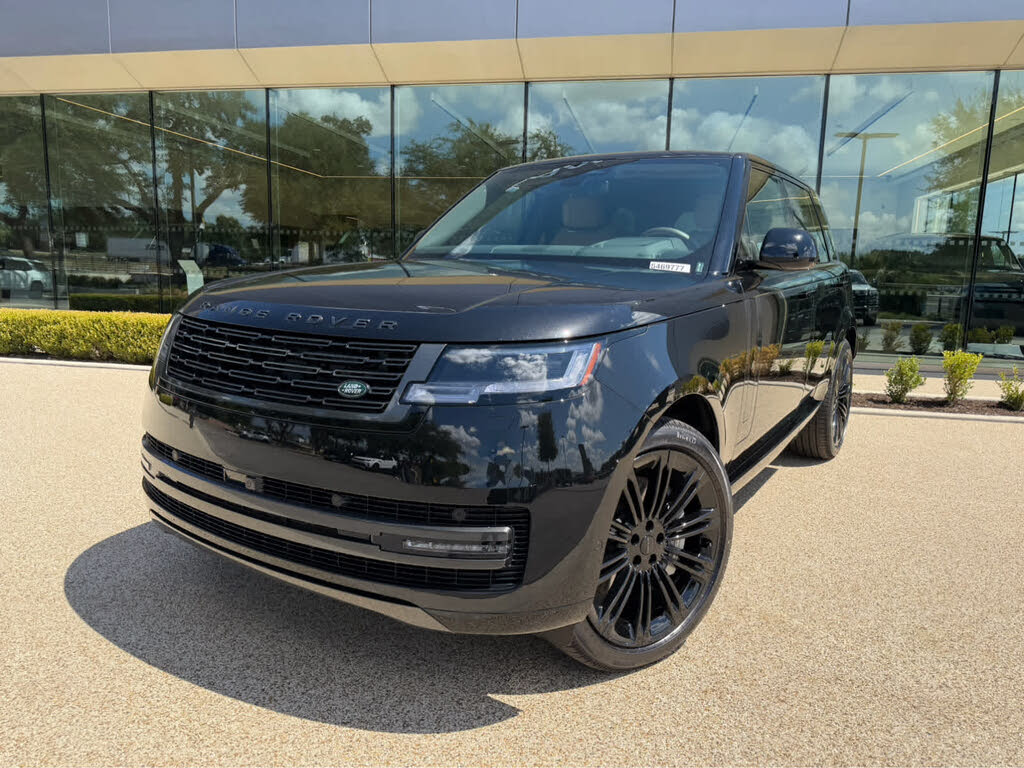 2026 Land Rover Range Rover P530 SE