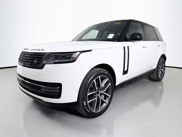 2026 Land Rover Range Rover P550e SE