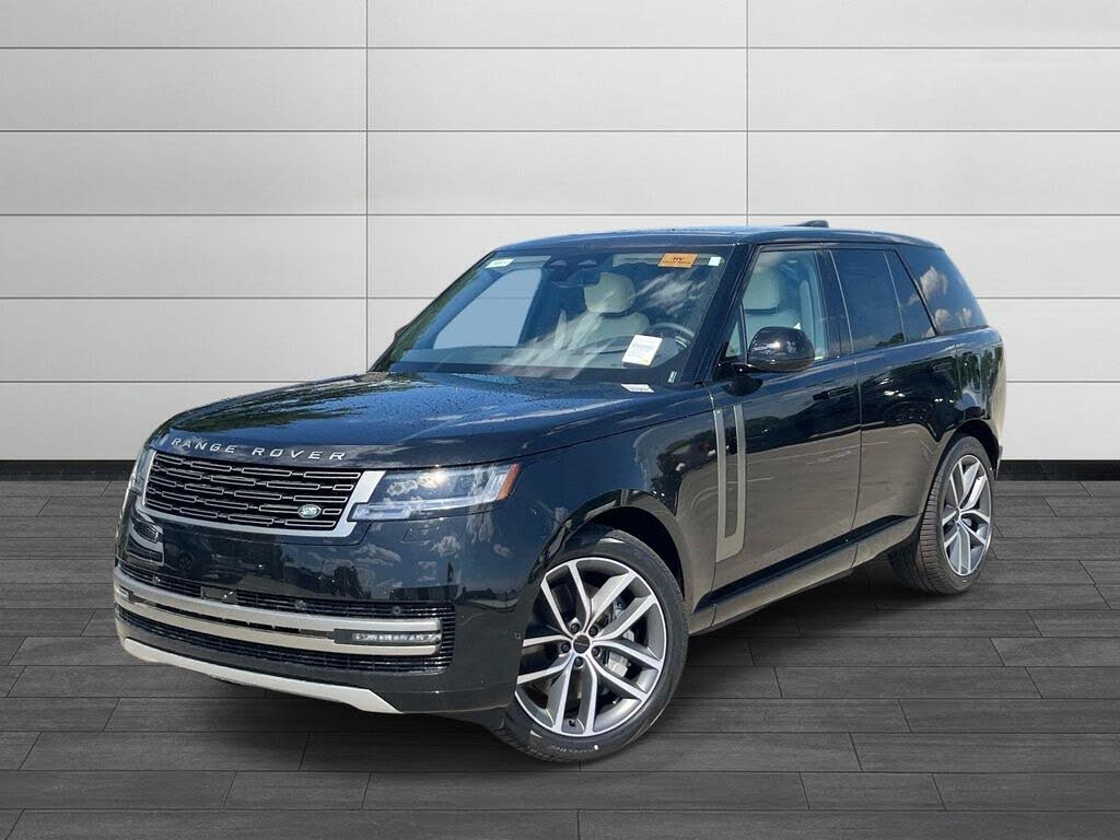2026 Land Rover Range Rover P550e SE