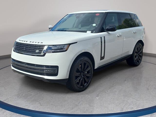 2026 Land Rover Range Rover P550e SE