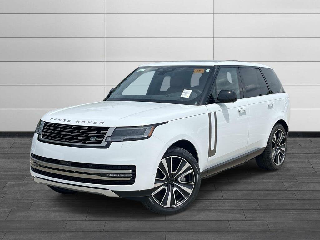 2026 Land Rover Range Rover P550e SE