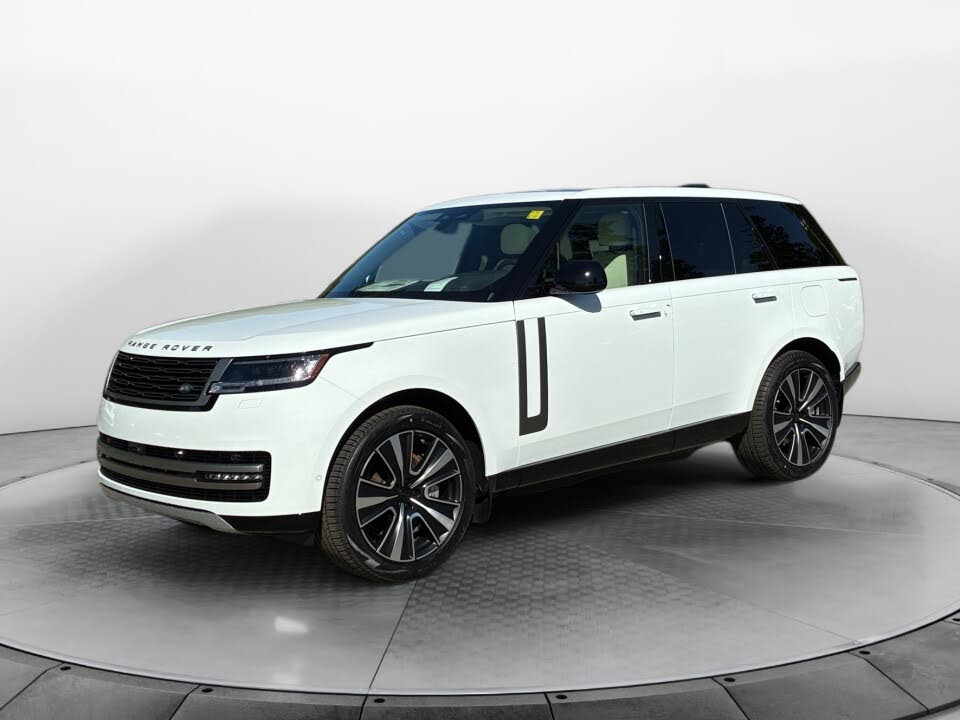 2026 Land Rover Range Rover P550e SE