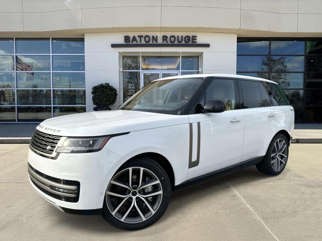 2026 Land Rover Range Rover P550e SE