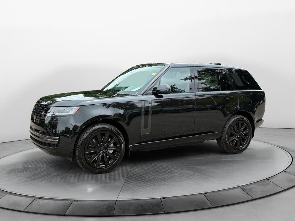 2026 Land Rover Range Rover P550e SE
