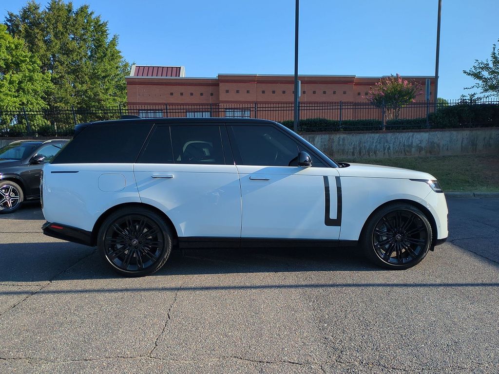 2022 Land Rover Range Rover P400 SE