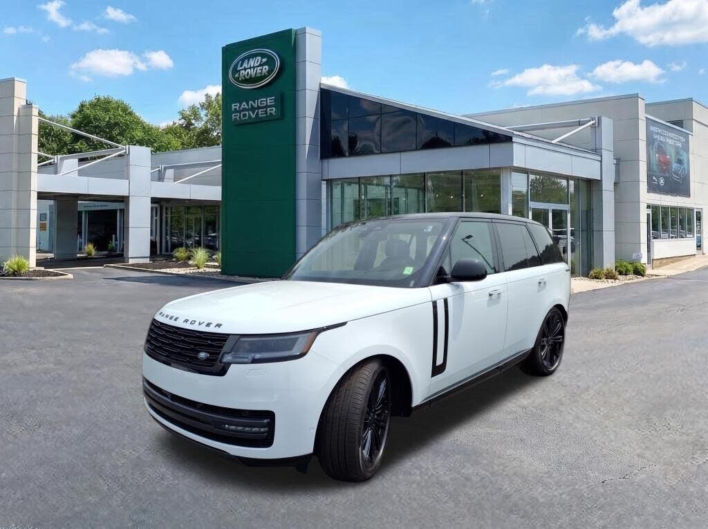 2026 Land Rover Range Rover P400 SE