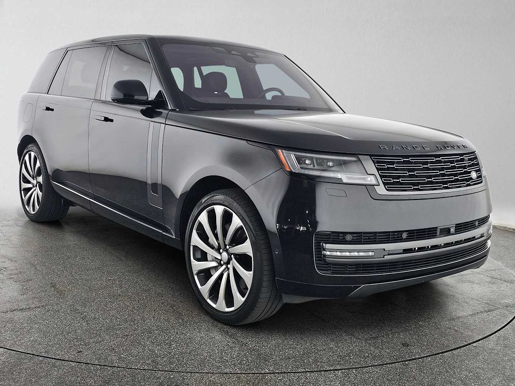 2023 Land Rover Range Rover P530 SE