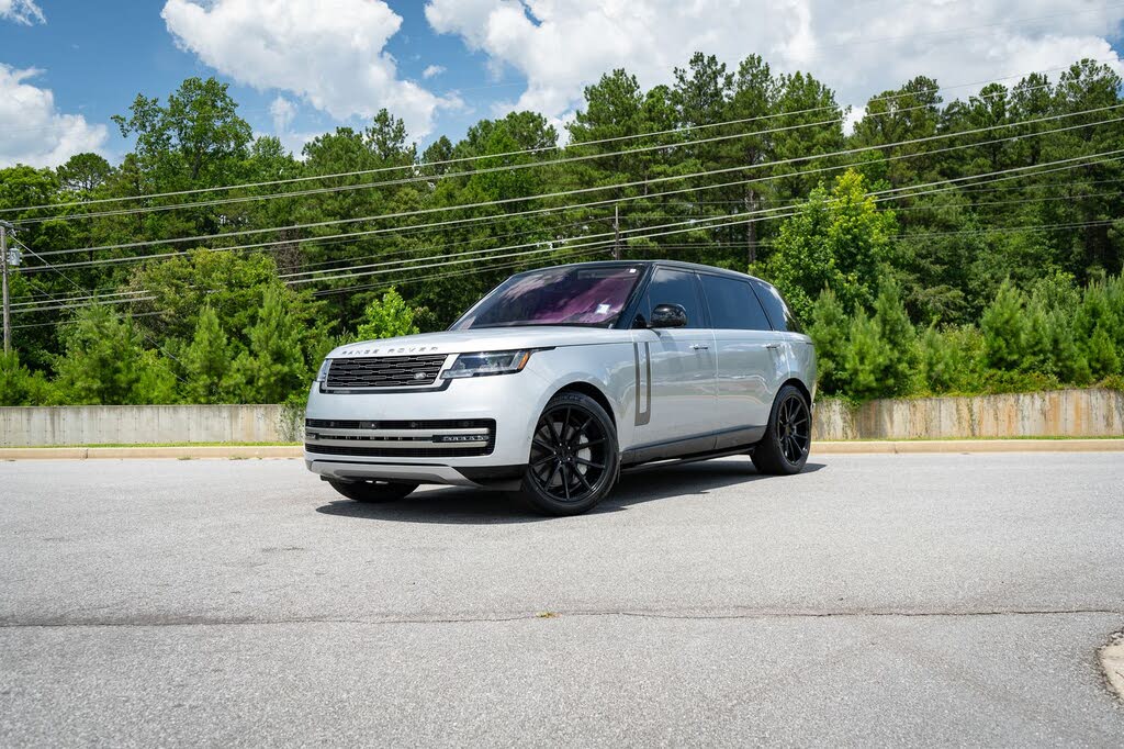 2023 Land Rover Range Rover P530 SE