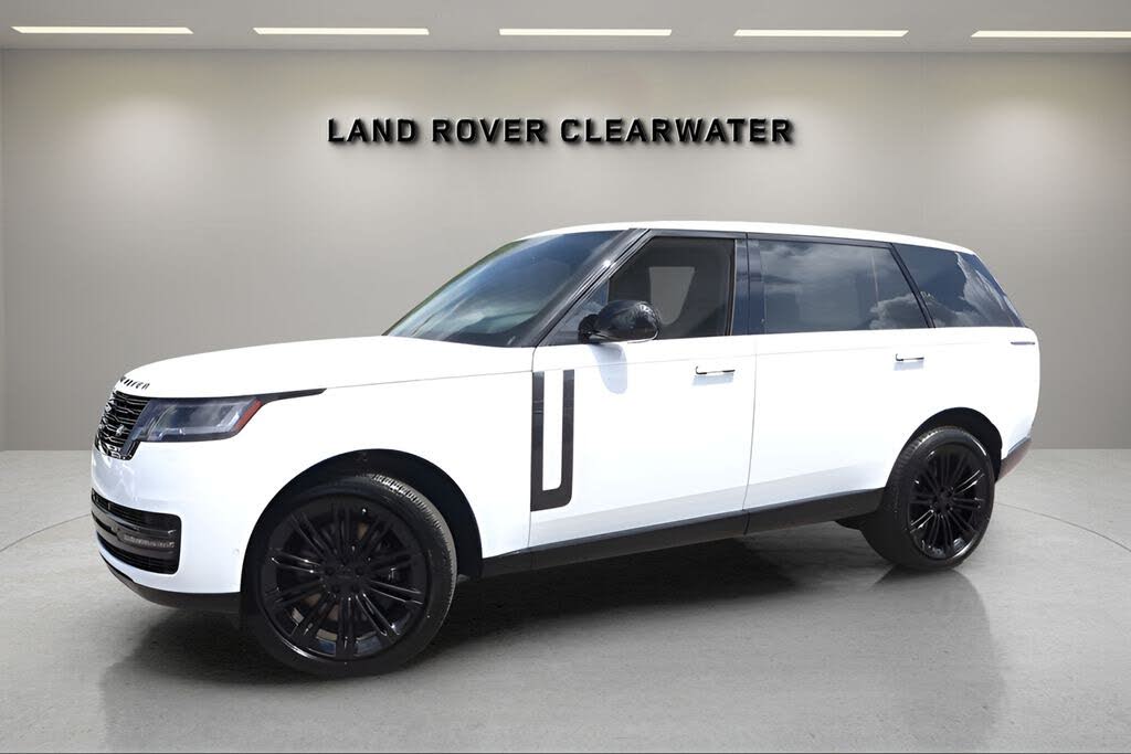 2026 Land Rover Range Rover P530 SE