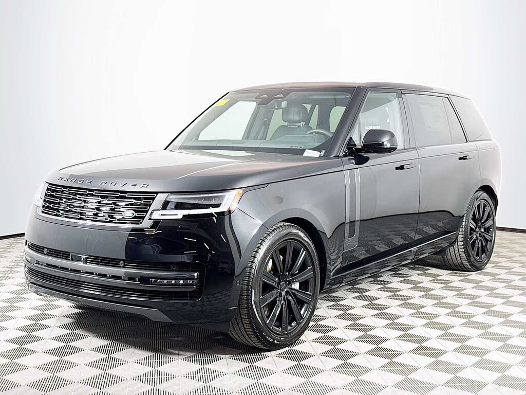 2026 Land Rover Range Rover P530 SE