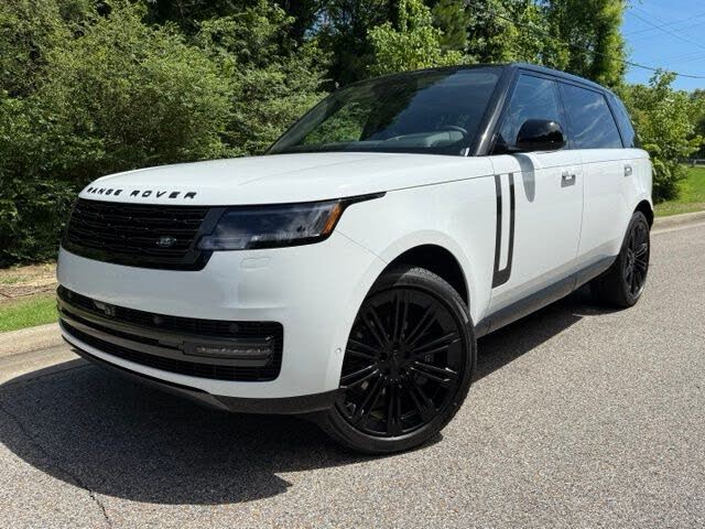 2026 Land Rover Range Rover P530 SE