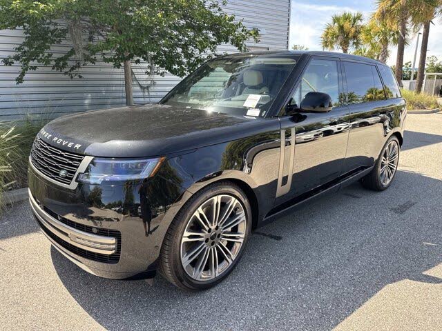 2026 Land Rover Range Rover P530 SE