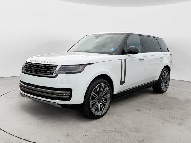 2026 Land Rover Range Rover P530 SE