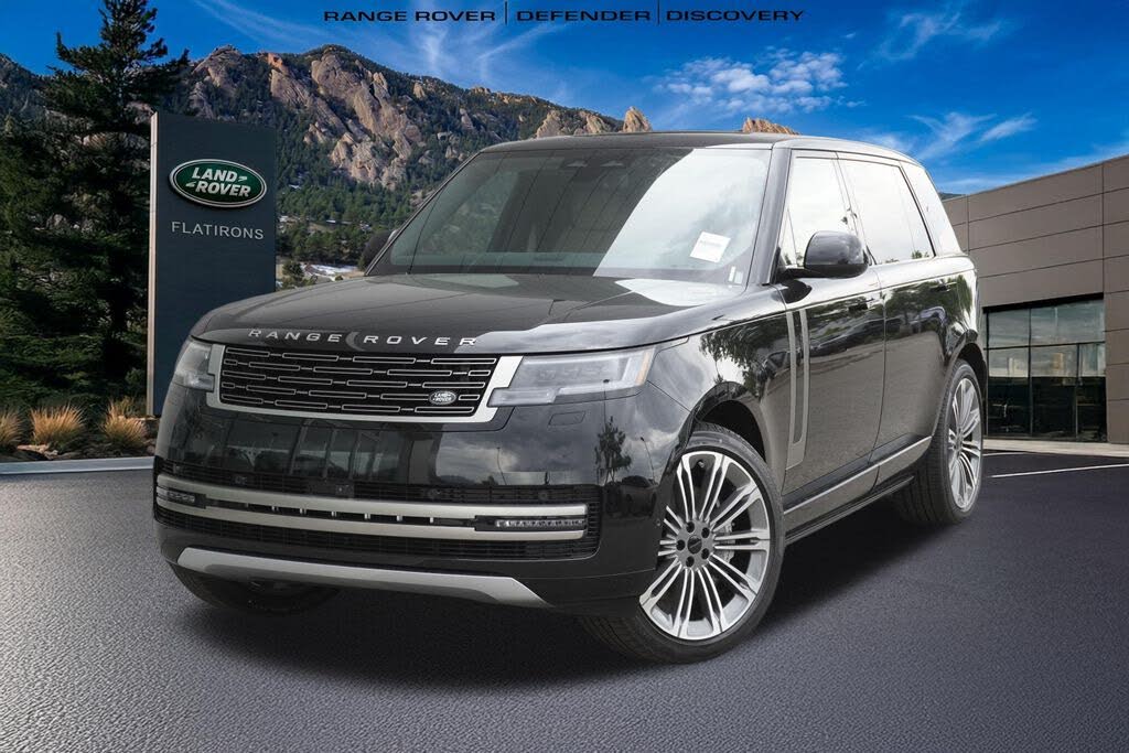 2026 Land Rover Range Rover P530 SE