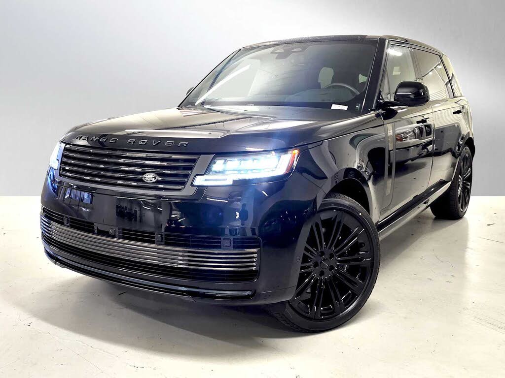 2026 Land Rover Range Rover P615 SV