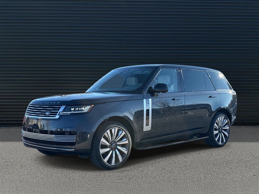 2025 Land Rover Range Rover P615 SV