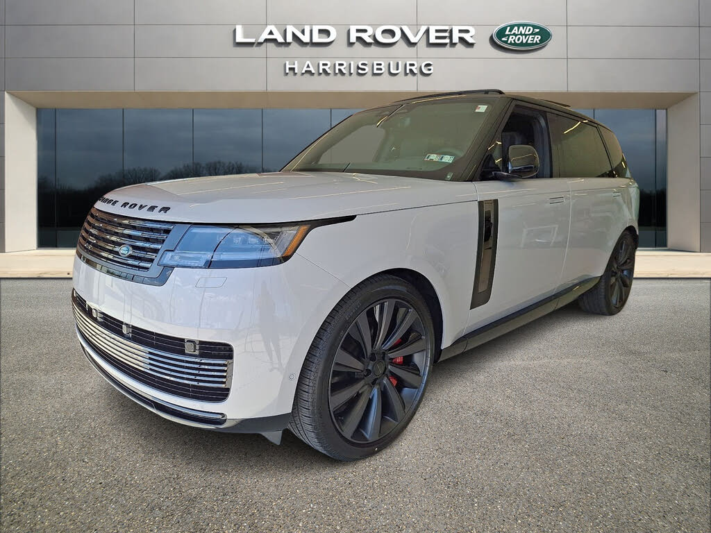 2026 Land Rover Range Rover P615 SV
