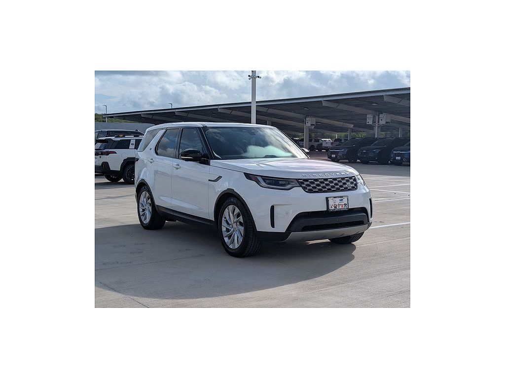 2024 Land Rover Discovery P300 S
