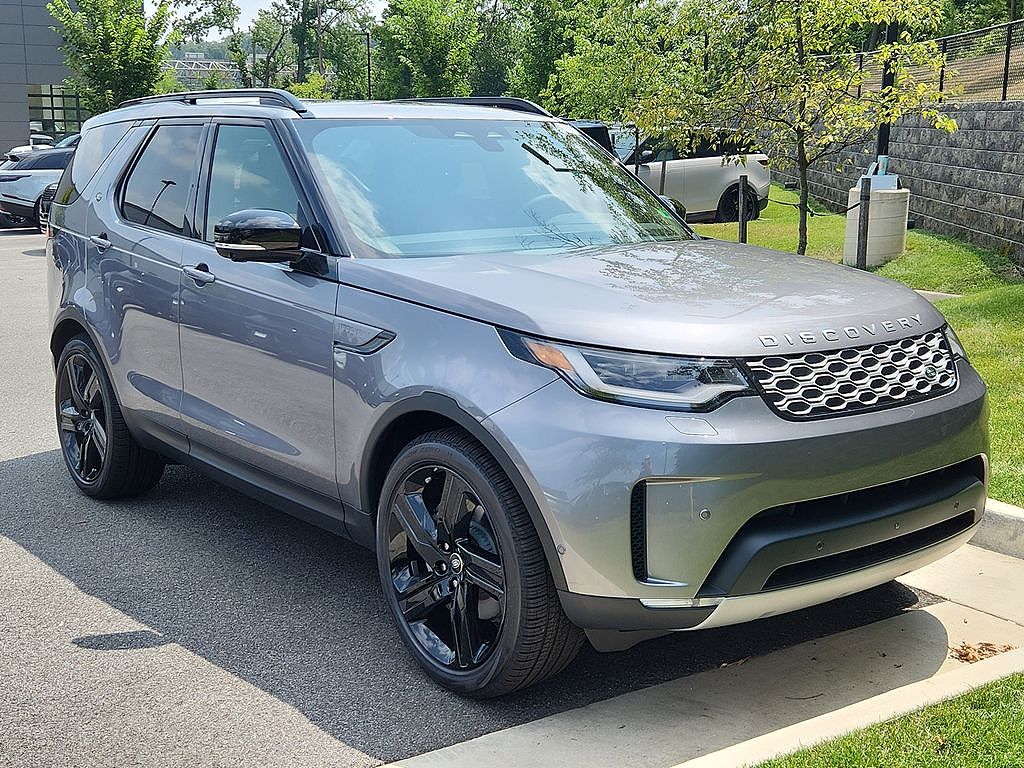 2025 Land Rover Discovery P300 S