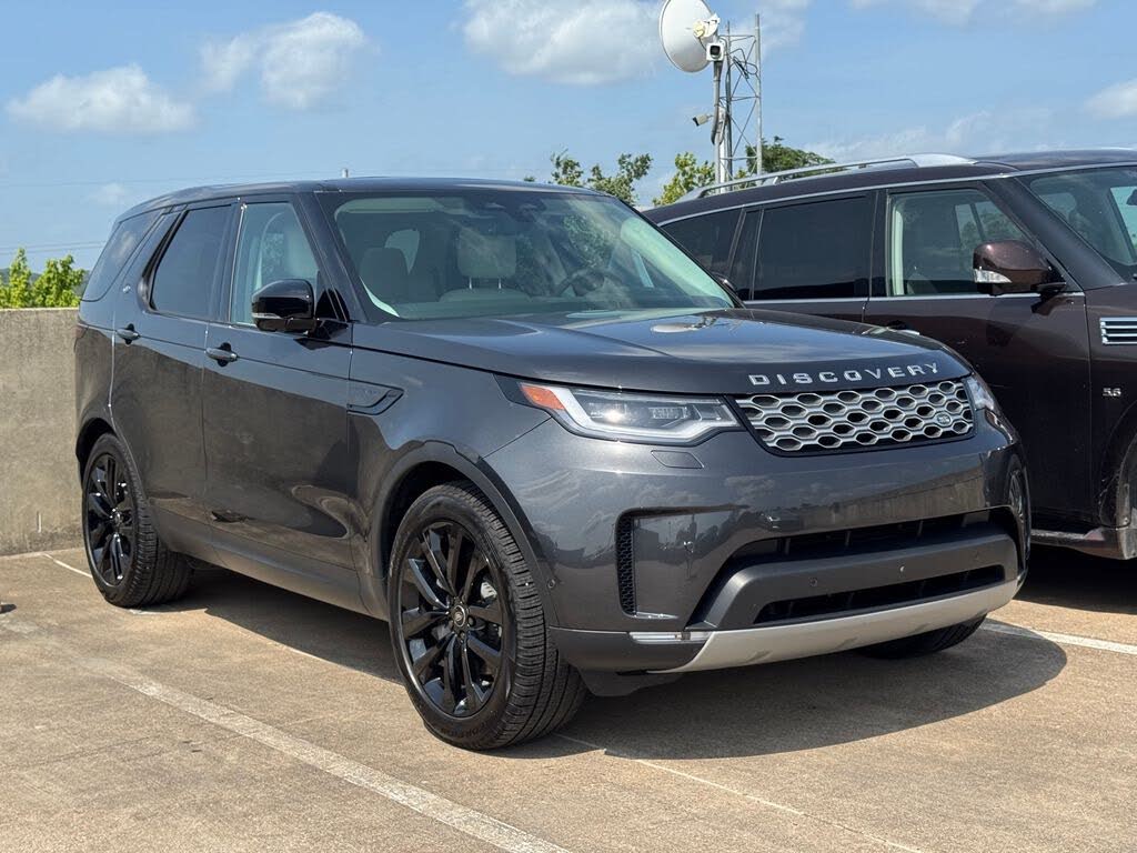 2026 Land Rover Discovery P300 S
