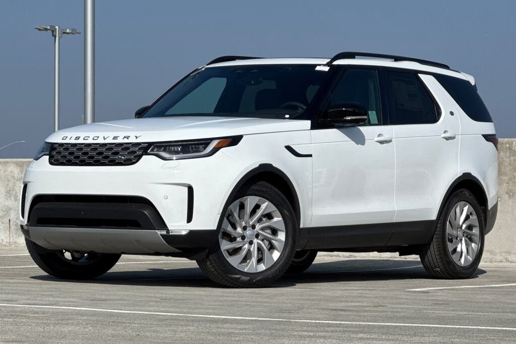 2026 Land Rover Discovery P300 S