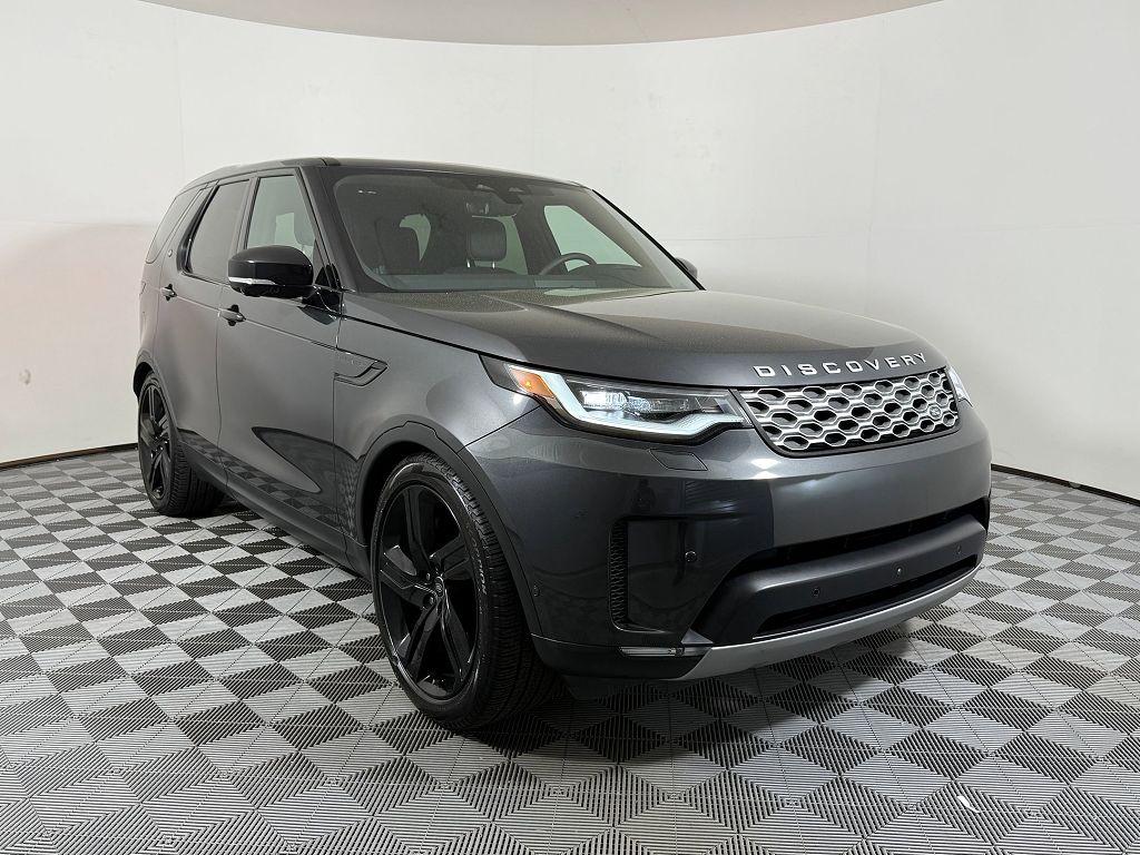 2025 Land Rover Discovery P300 S