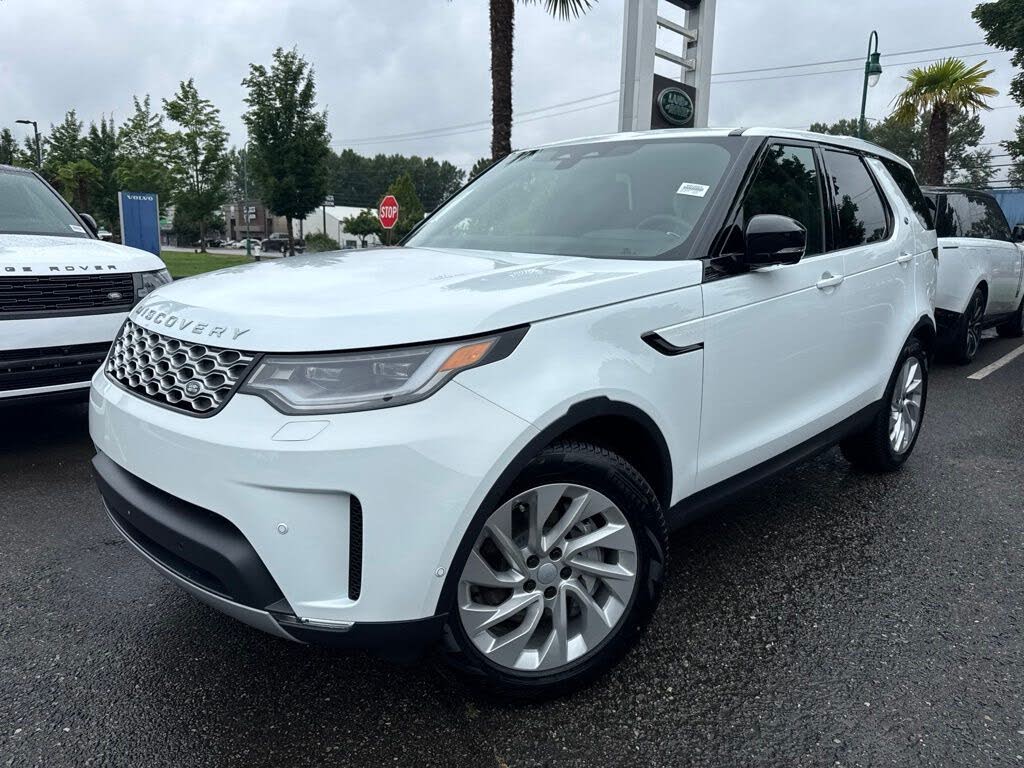 2026 Land Rover Discovery P300 S