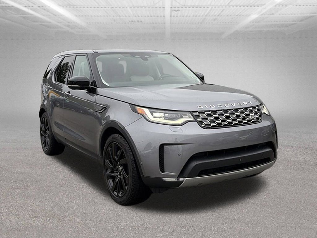 2025 Land Rover Discovery P300 S