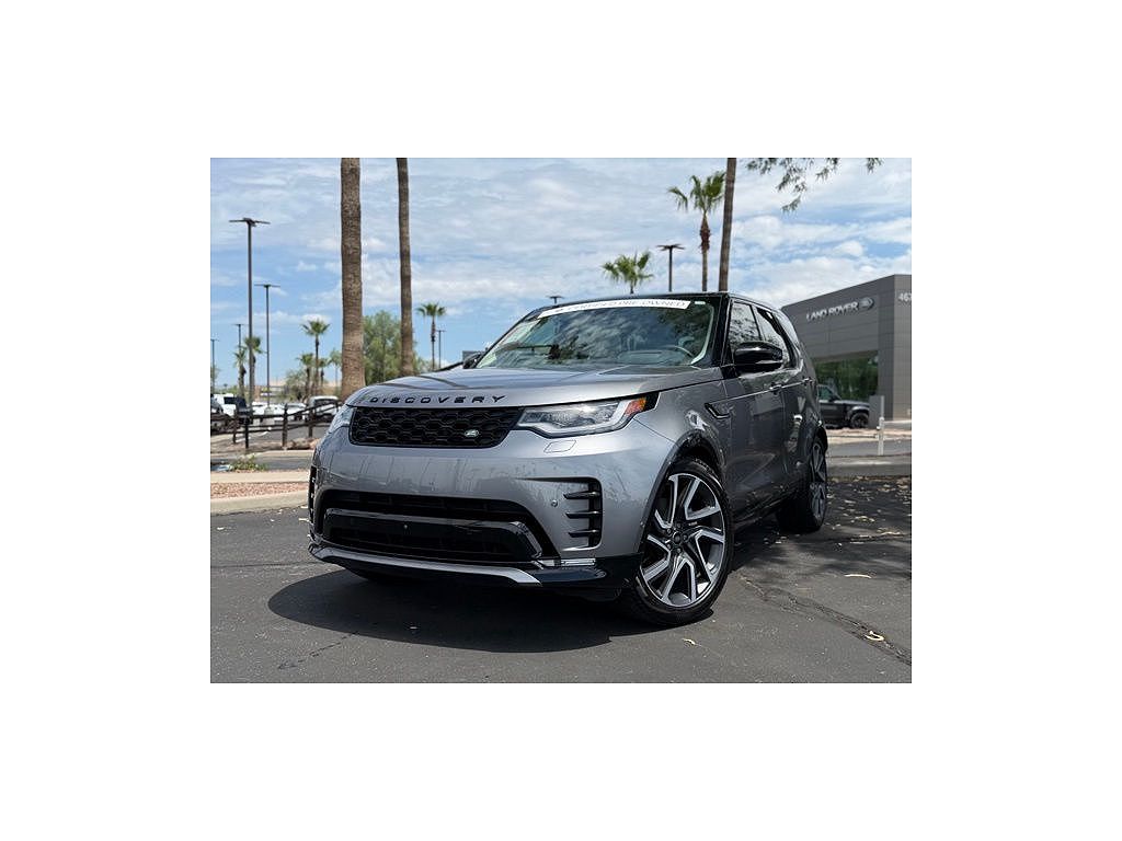 2025 Land Rover Discovery P300 Dynamic SE