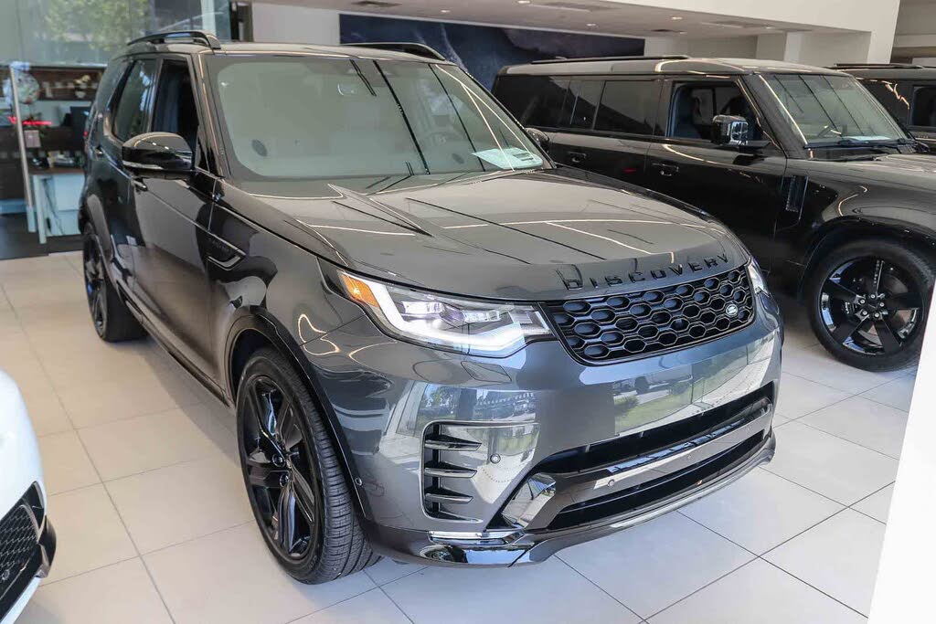 2026 Land Rover Discovery P300 Dynamic SE