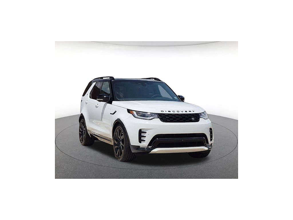 2025 Land Rover Discovery P300 Dynamic SE