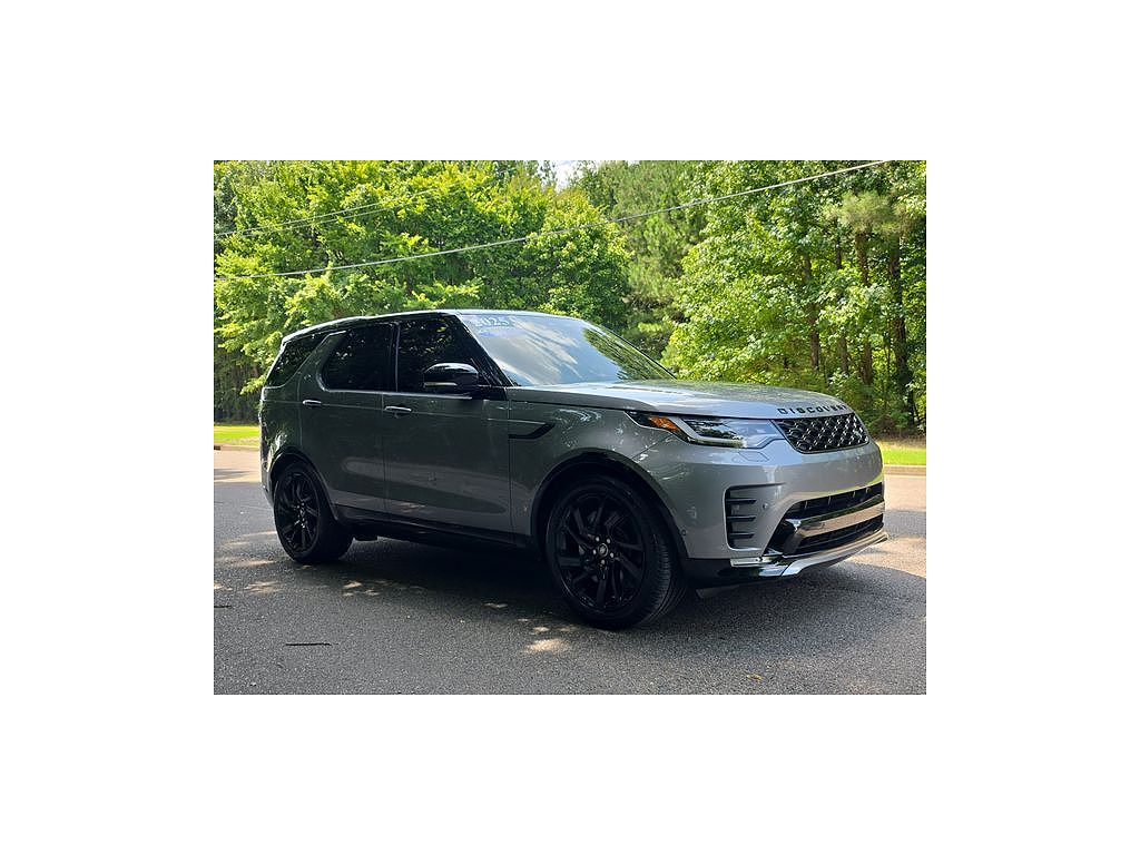 2025 Land Rover Discovery P300 Dynamic SE