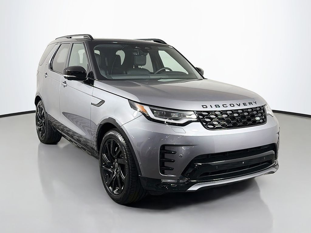 2025 Land Rover Discovery P300 Dynamic SE