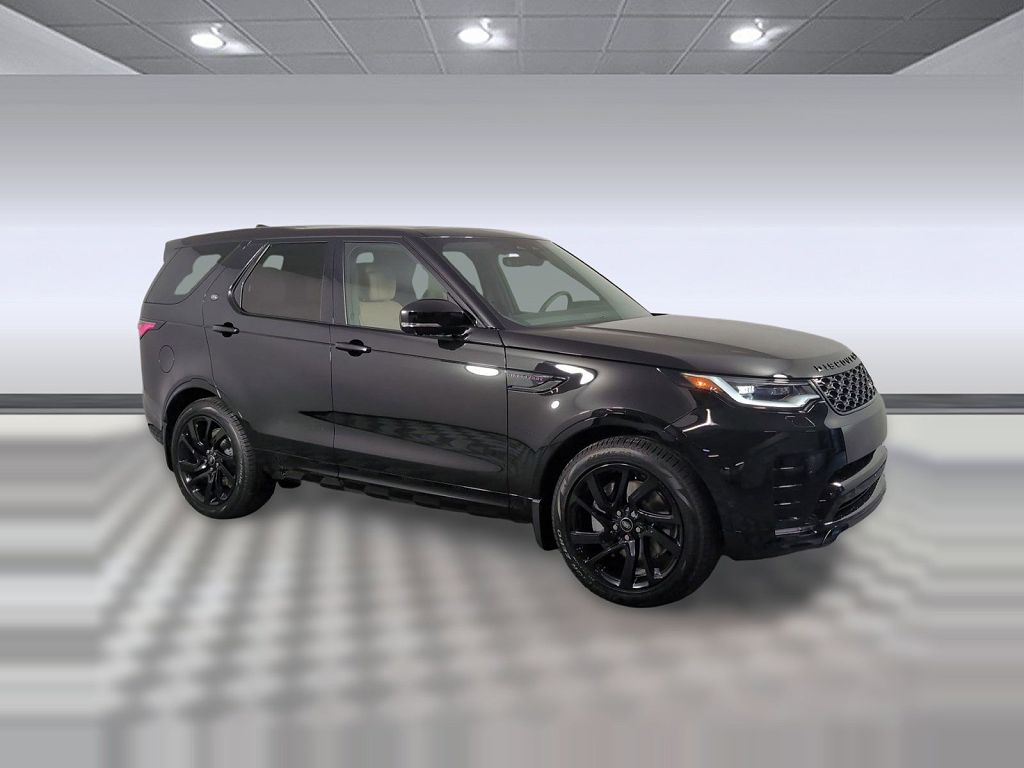2025 Land Rover Discovery Dynamic SE
