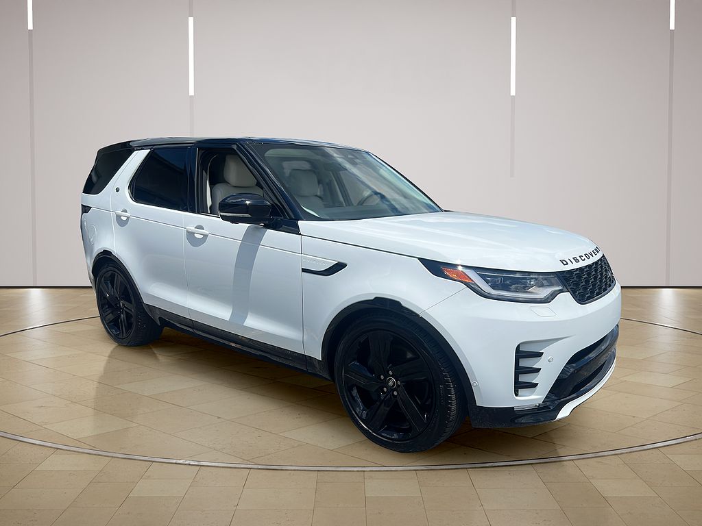2025 Land Rover Discovery P360 Dynamic SE