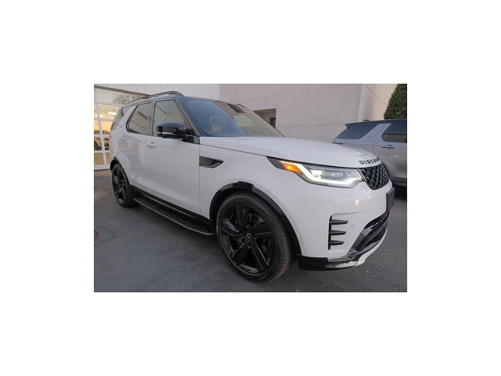 2025 Land Rover Discovery Dynamic SE